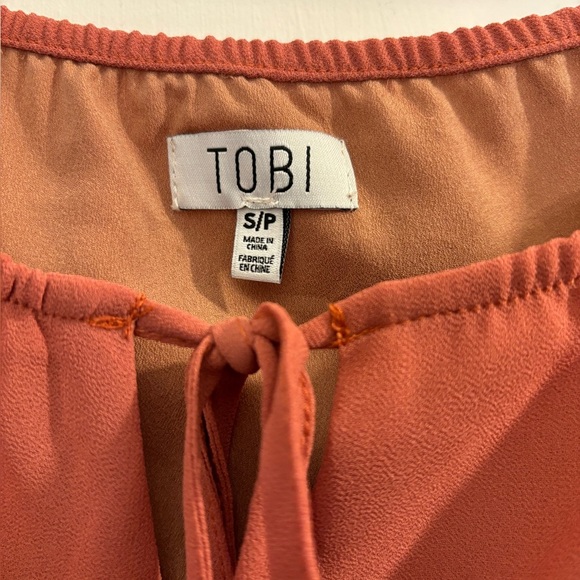 Tobi sunset orange lightweight scoop neck drawstring neckline tunic blouse - Picture 3 of 4